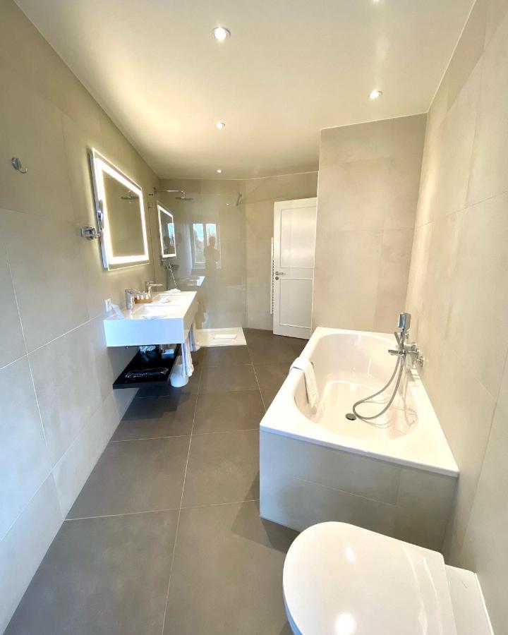 La Prairie, Swiss Bike Hotel 4*